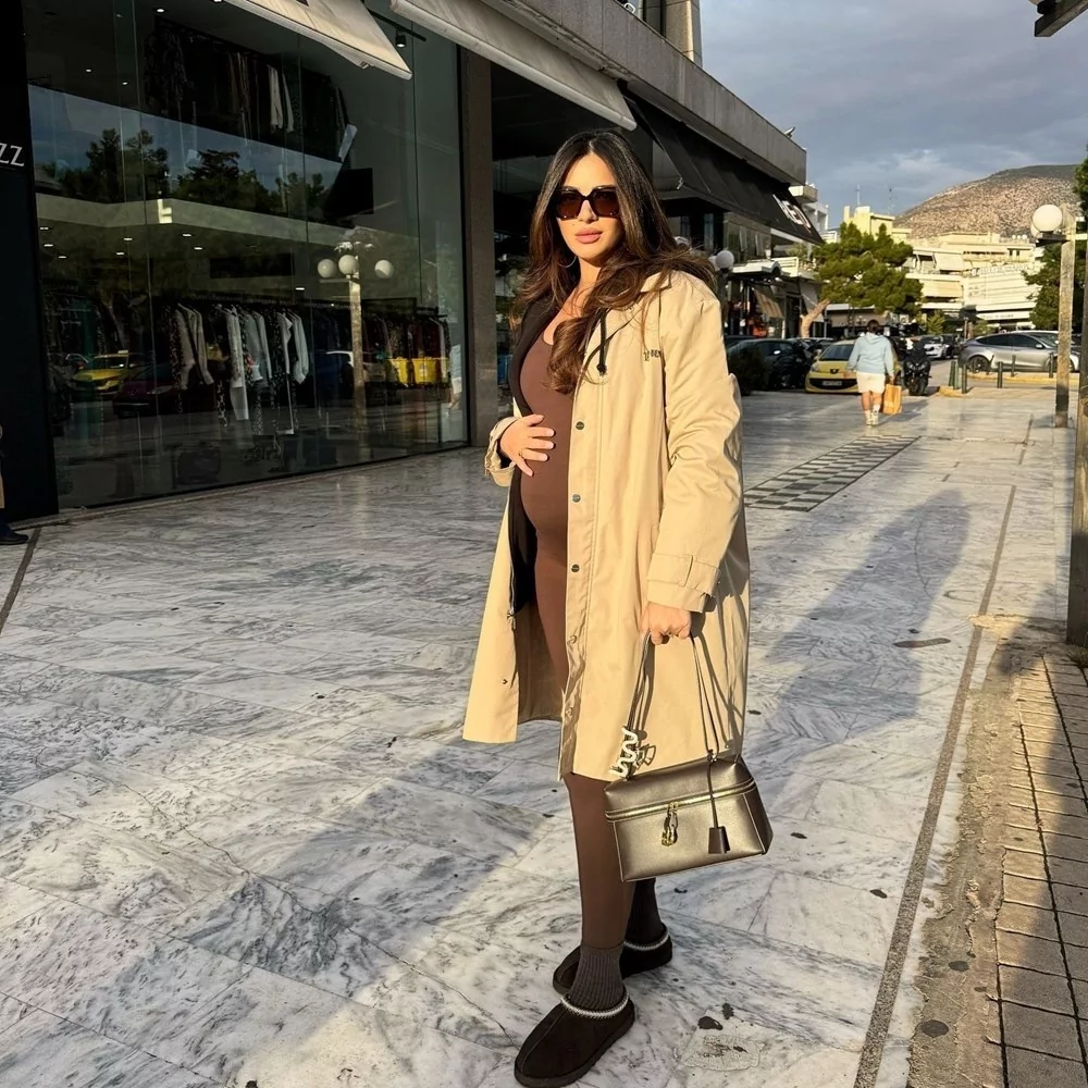 Melisa Aslı Pamuk hamile pozlarını paylaştı