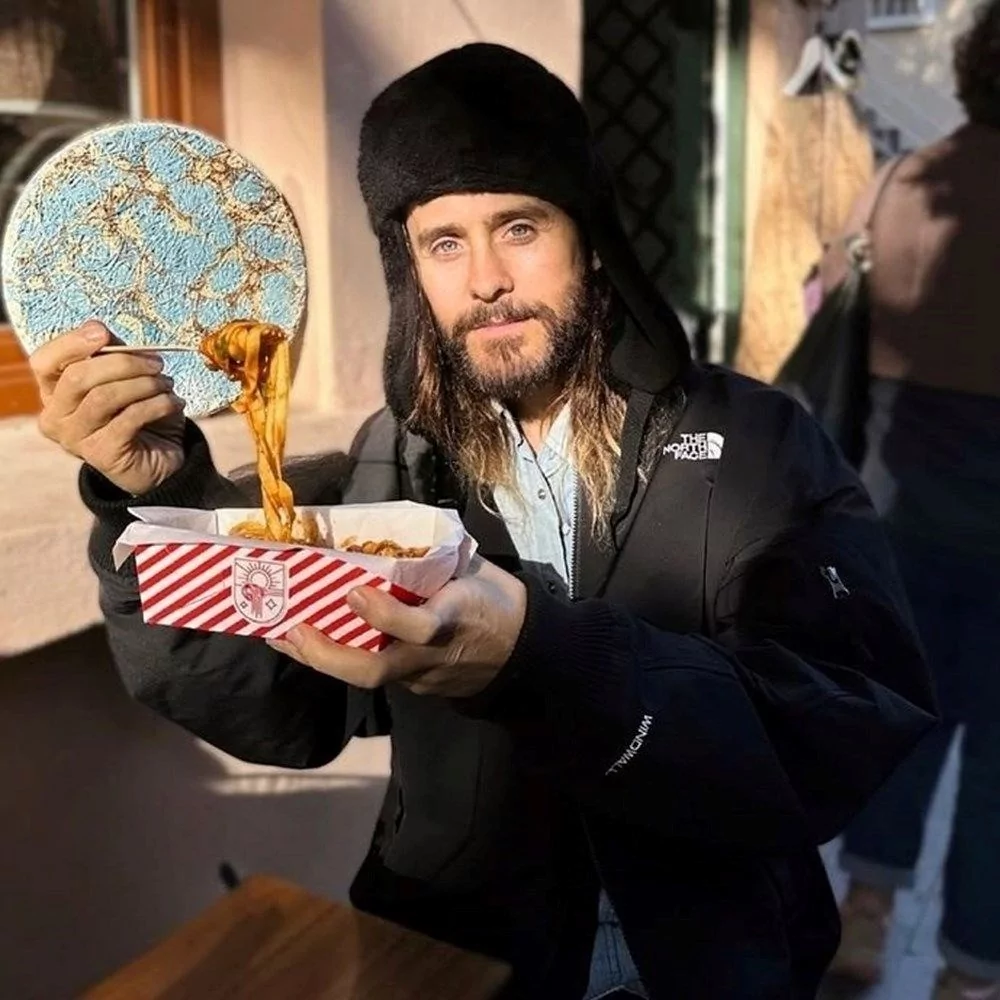 Aleyna Tilki ve Jared Leto yan yana