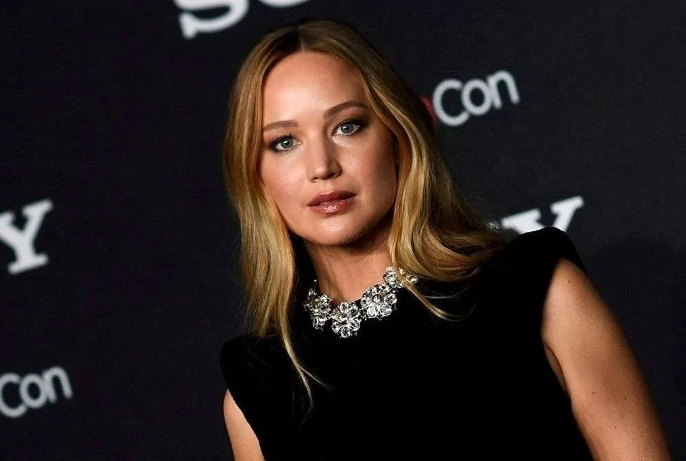 Jennifer Lawrence'ın hamilelik stiline beğeni yağmuru