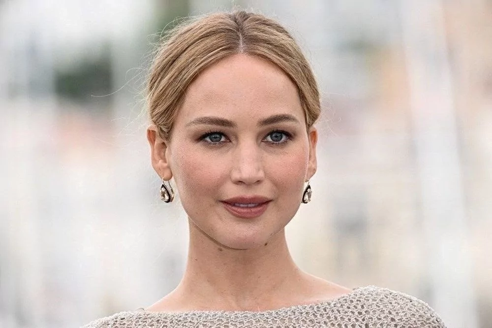 Jennifer Lawrence'ın hamilelik stiline beğeni yağmuru