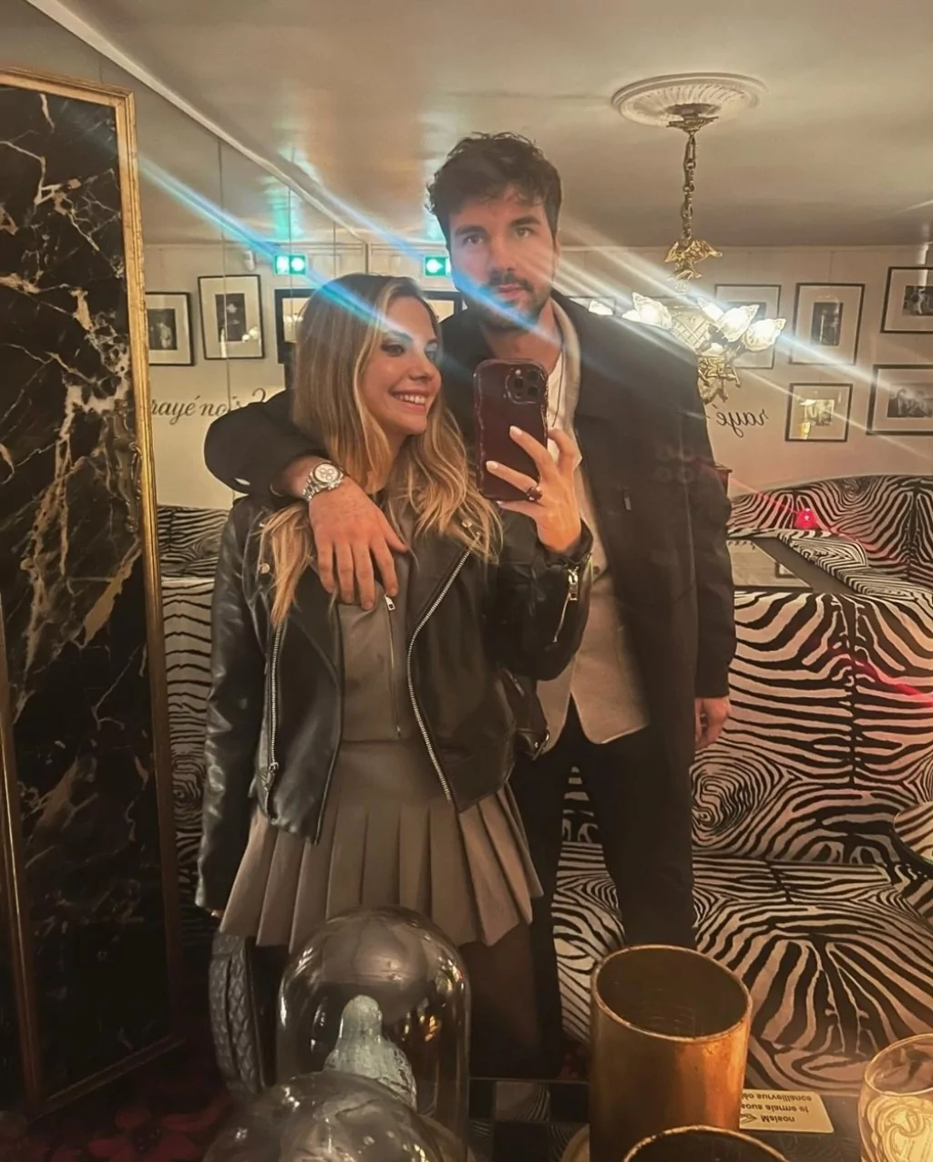 Eda Ece ile Buğrahan Tuncer'in Paris'e romantik seyahat