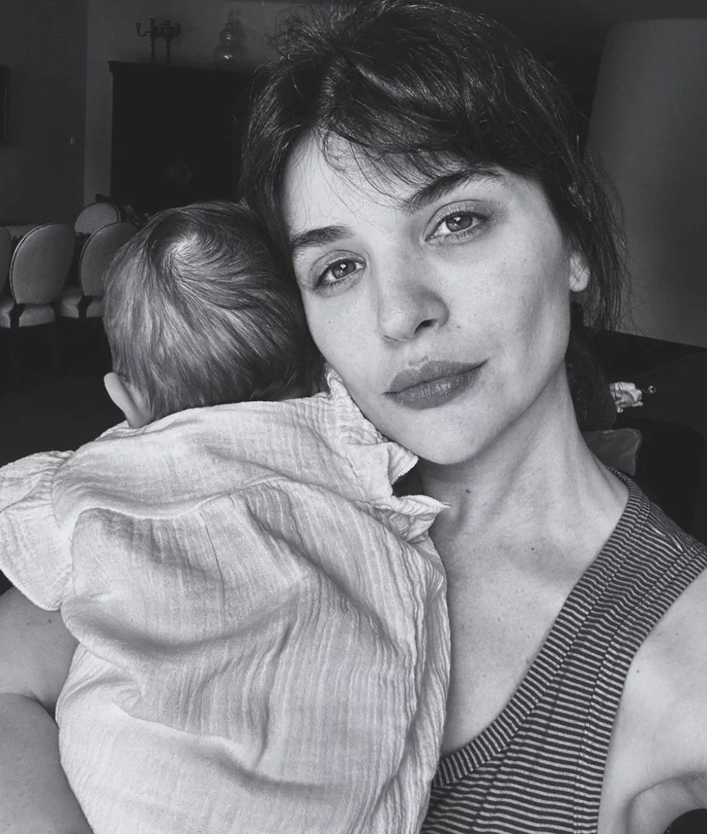 Gonca Vuslateri doğum sonrası 23 kilo vermesinin sırrını anlattı