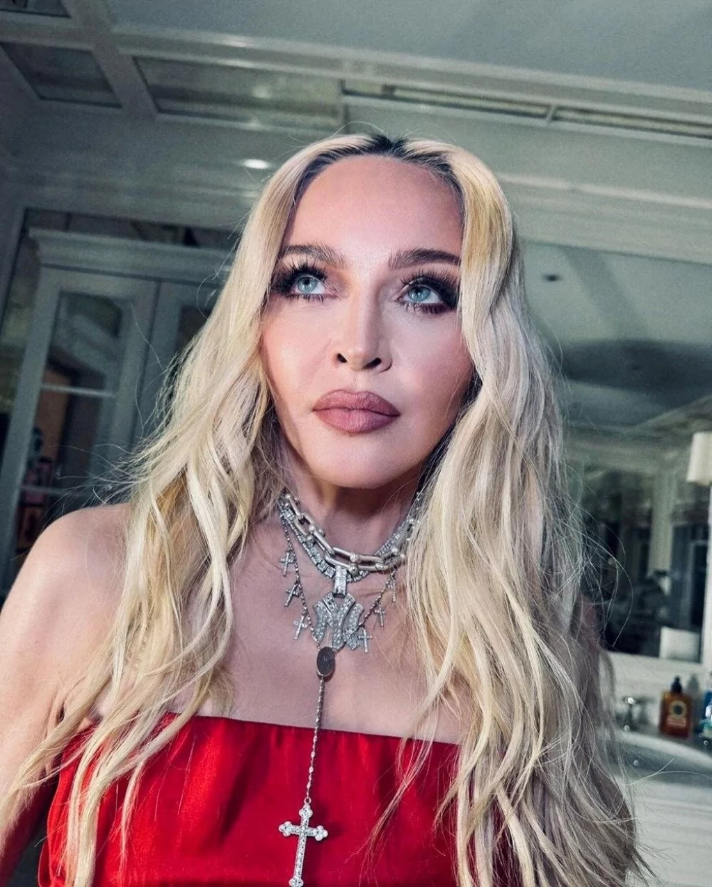 Madonna'nın filmi çekilemiyor! Film mi yoksa dizi mi olacak?