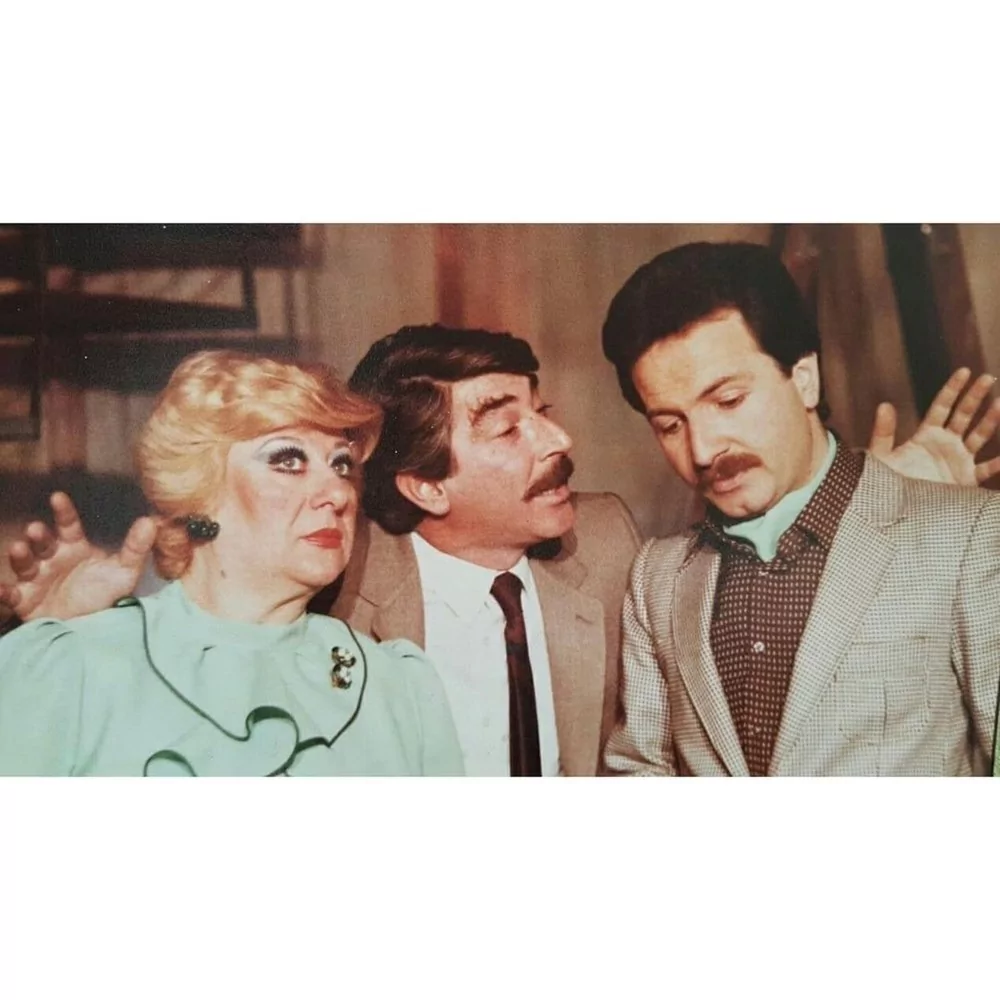 Yıllar sonra tekrar aynı dizide rol aldılar! Ünlülerin çocukluk halleri...