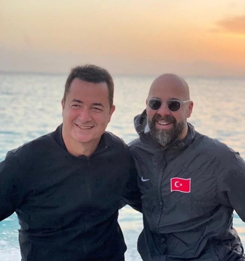 Yıllar sonra tekrar aynı dizide rol aldılar! Ünlülerin çocukluk halleri...