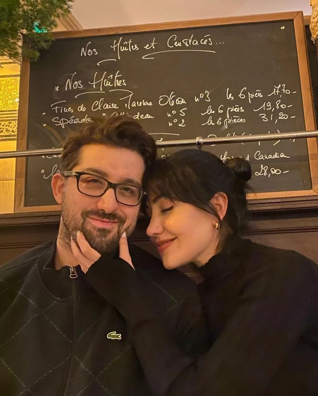 Yıllar sonra tekrar aynı dizide rol aldılar! Ünlülerin çocukluk halleri...