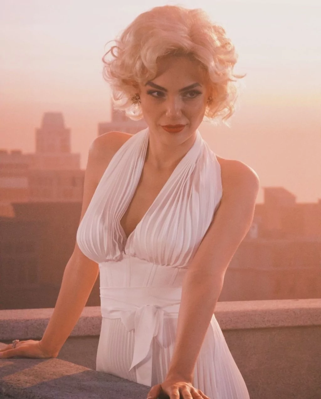 Hadise yeni imajı ile sarı saçlarına veda etti! İşte ünlülerin değişen imajları...