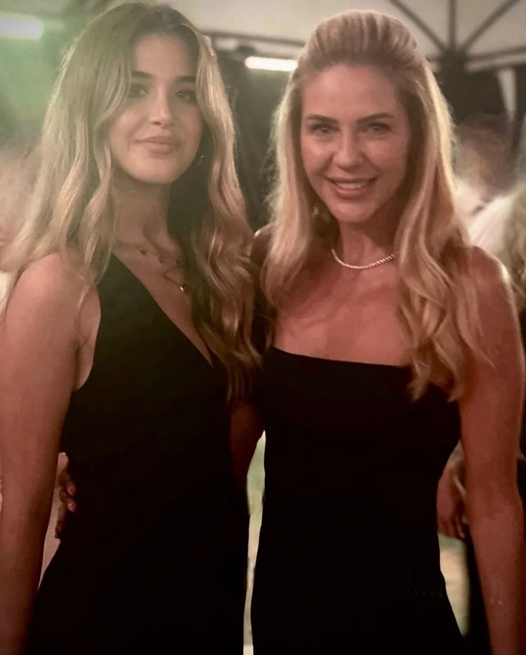 Emine Ün, kızı Duru Kınay için: İyi ki benim kızımsın