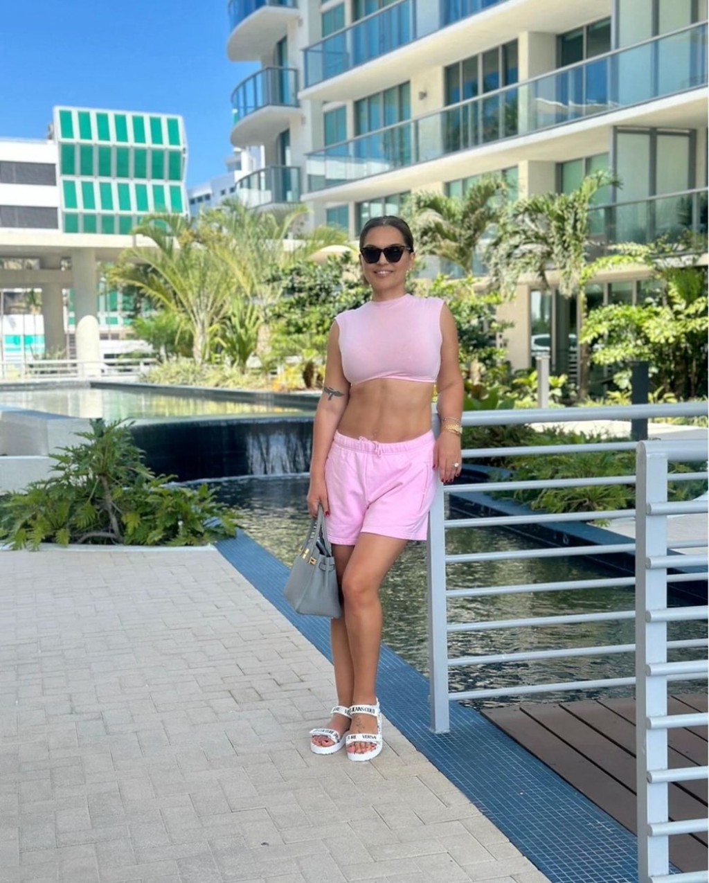 Demet Akalın zayıflama iğnesini itiraf etti!