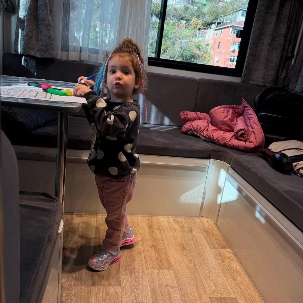 Taner Ölmez kızı Zeynep ile poz verdi