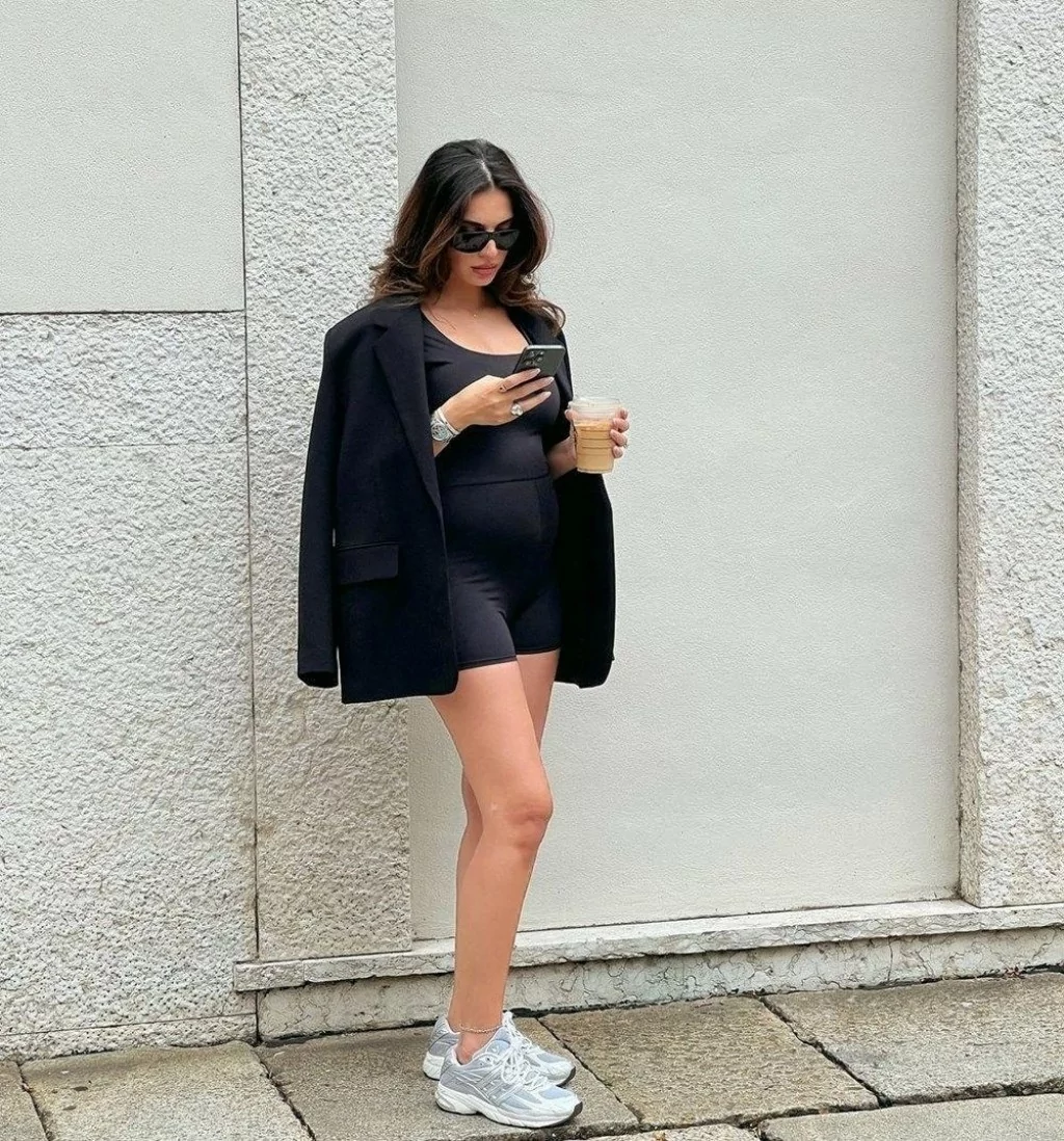 Melisa Aslı Pamuk nişan fotoğraflarını sosyal medyada paylaştı