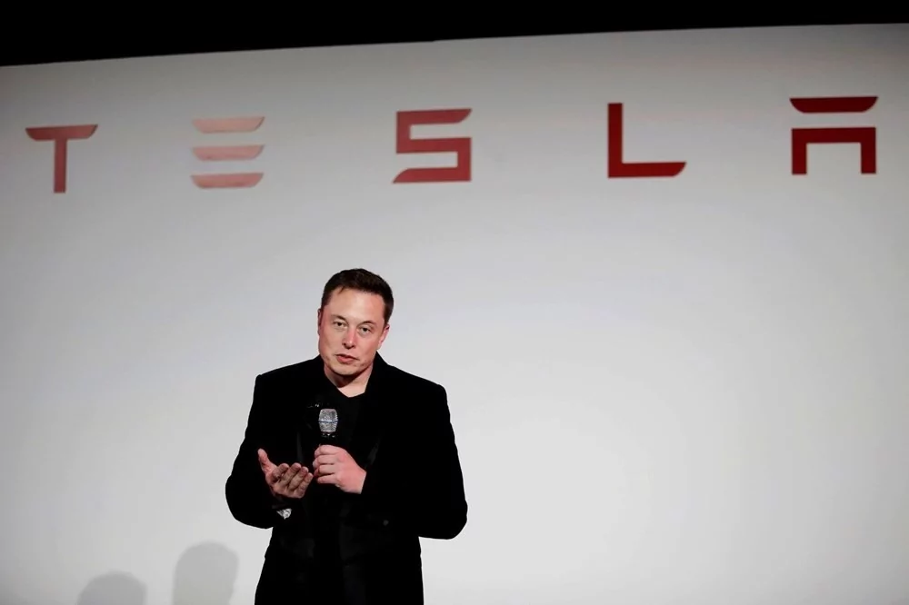 Elon Musk, X'e kısıtlama getirdiğini itiraf etti!