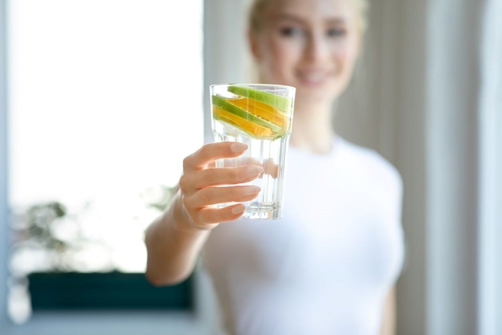 Limon ve maden suyunu birlikte alırsanız ne olur?