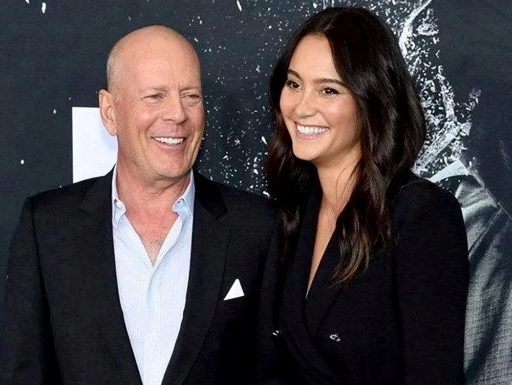Bruce Willis'in kızları babalarının son halini paylaştı