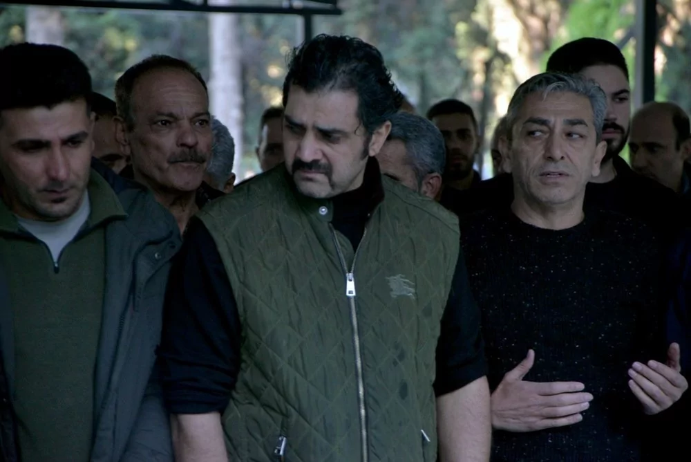 Bayhan'dan acı haber! Babasını son yolculuğuna uğurladı