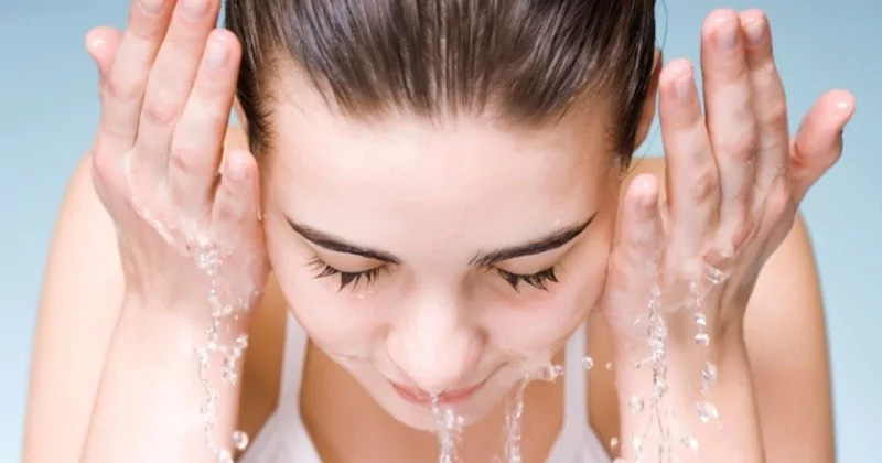 Cildi yaşlandıran 6 tehlike