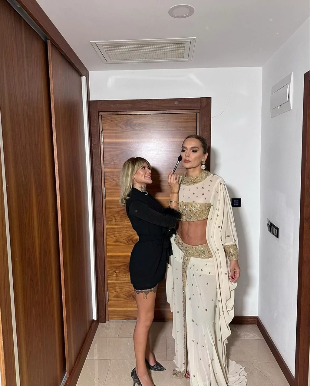 Demet Akalın evini satıyor!