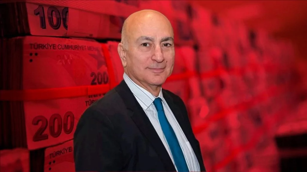 Mahfi Eğilmez asgari ücreti değerlendirdi: Az zam yapmakla enflasyon düşer mi?