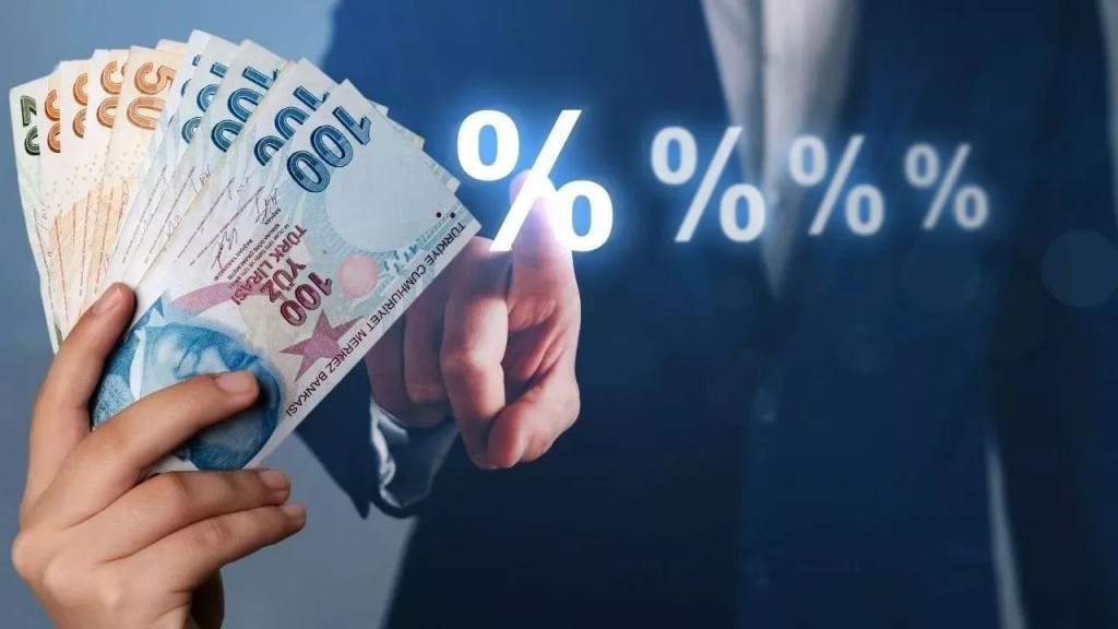 Mahfi Eğilmez asgari ücreti değerlendirdi: Az zam yapmakla enflasyon düşer mi?