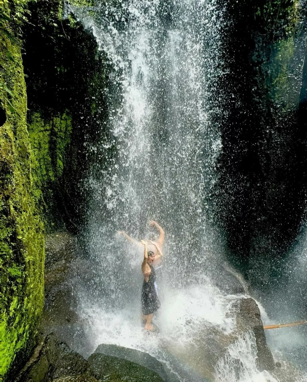 Engin Altan Düzyatan ve Neslihan Alkoçlar, Bali tatilinde!