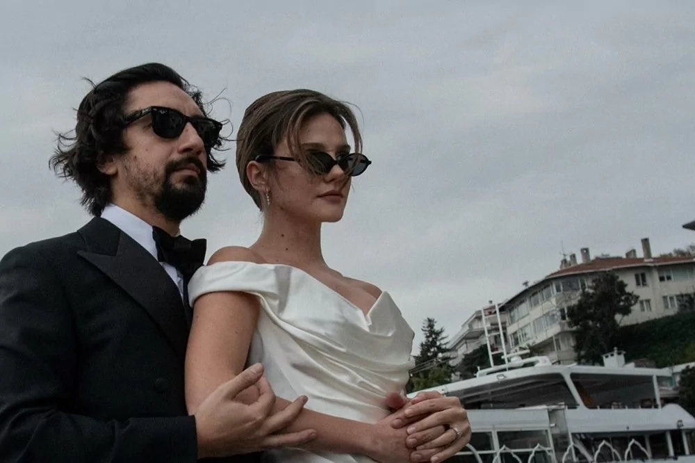 Alina Boz ve Umut Evirgen birinci yıl dönümlerini kutladı