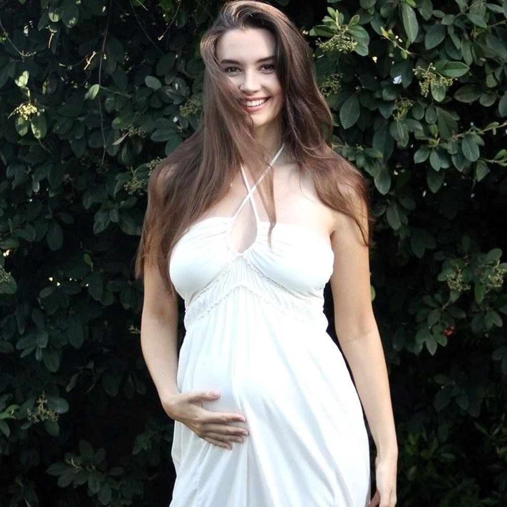 Leyla Lydia Tuğutlu anneliği hakkında konuştu: Annelik beni büyütüyor