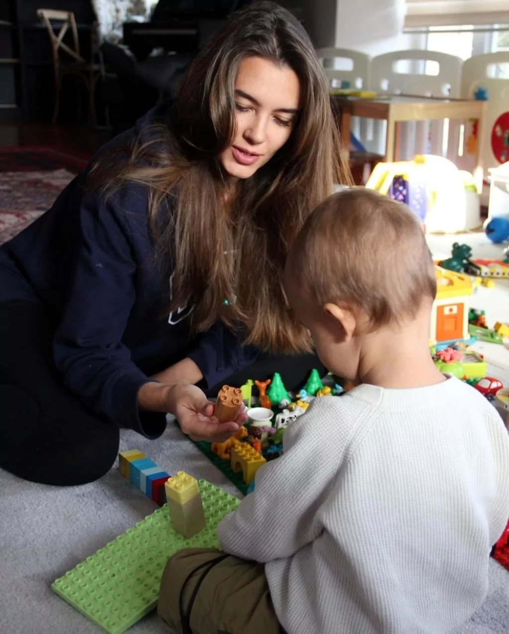 Leyla Lydia Tuğutlu anneliği hakkında konuştu: Annelik beni büyütüyor