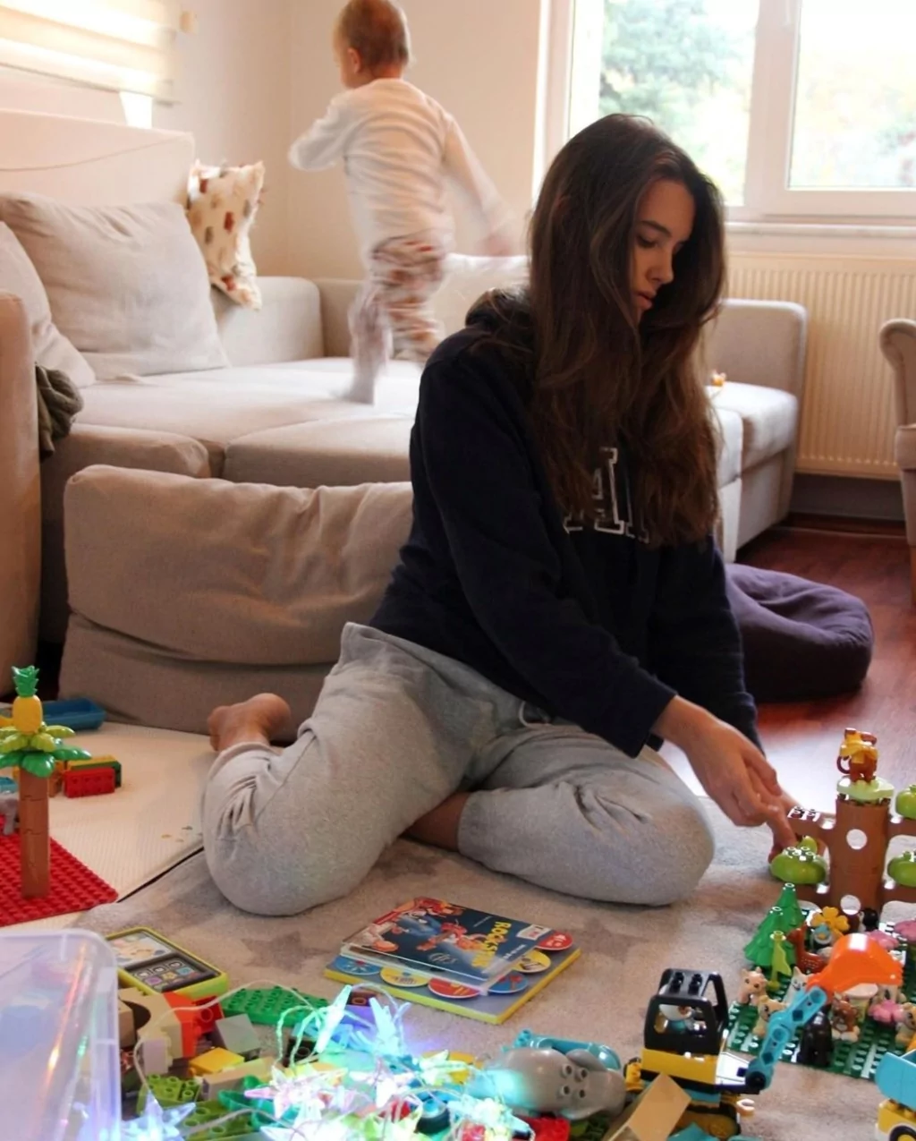 Leyla Lydia Tuğutlu anneliği hakkında konuştu: Annelik beni büyütüyor