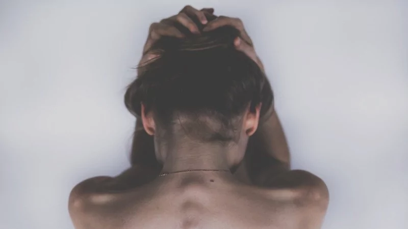 Baş ağrısı ile uyanıyorsanız bunlara dikkat!