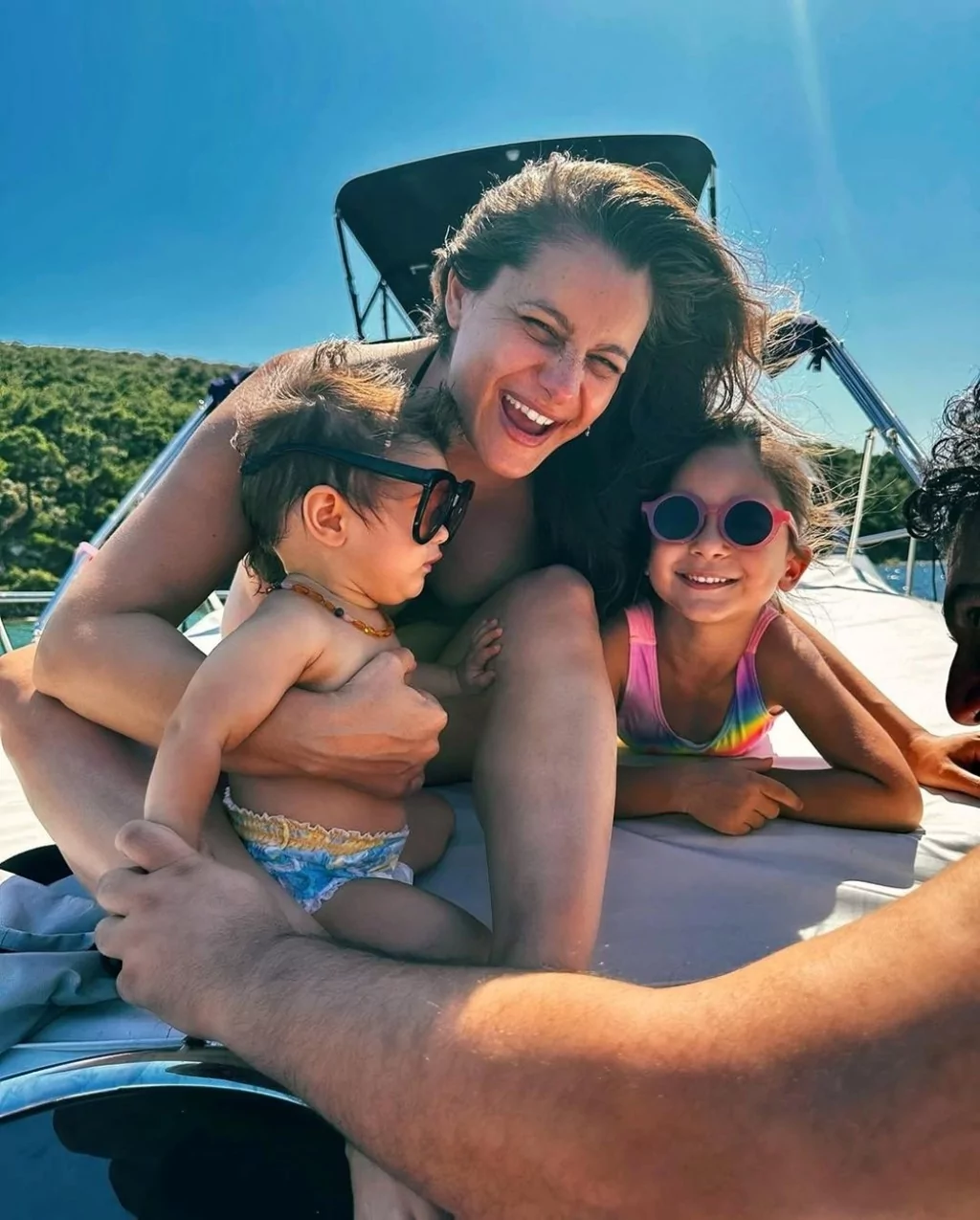 Atiye üçüncü kez anne oldu: İlk fotoğraf geldi