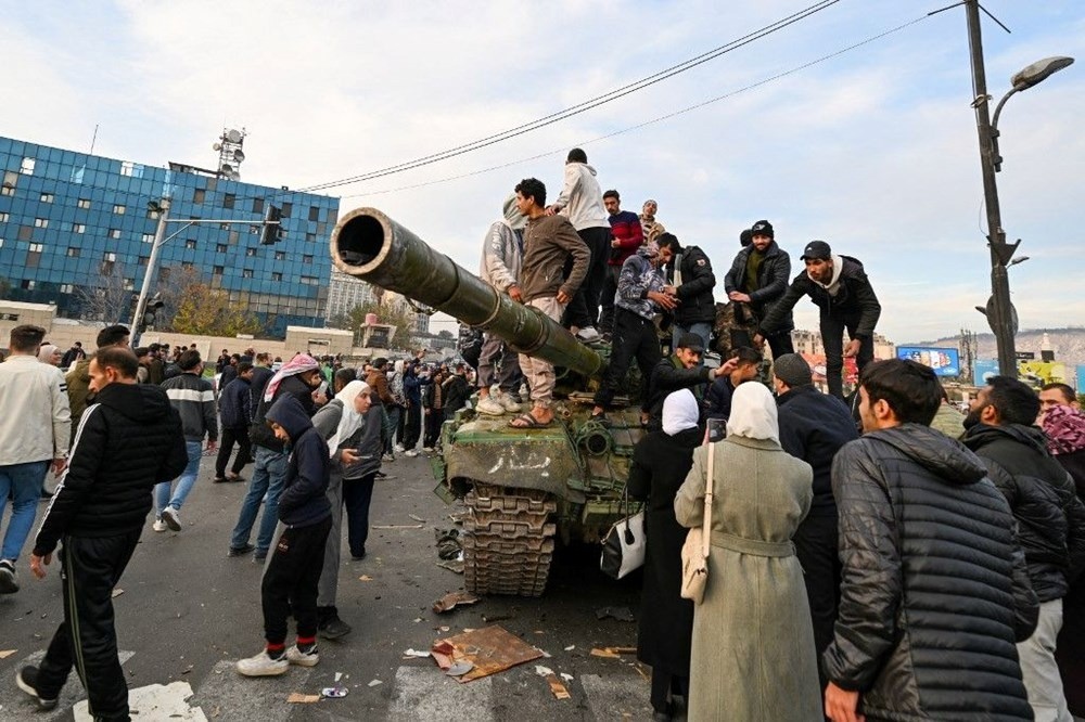 Suriye'de bir devrin sonu: Şam'dan kaçan Esad nerede?