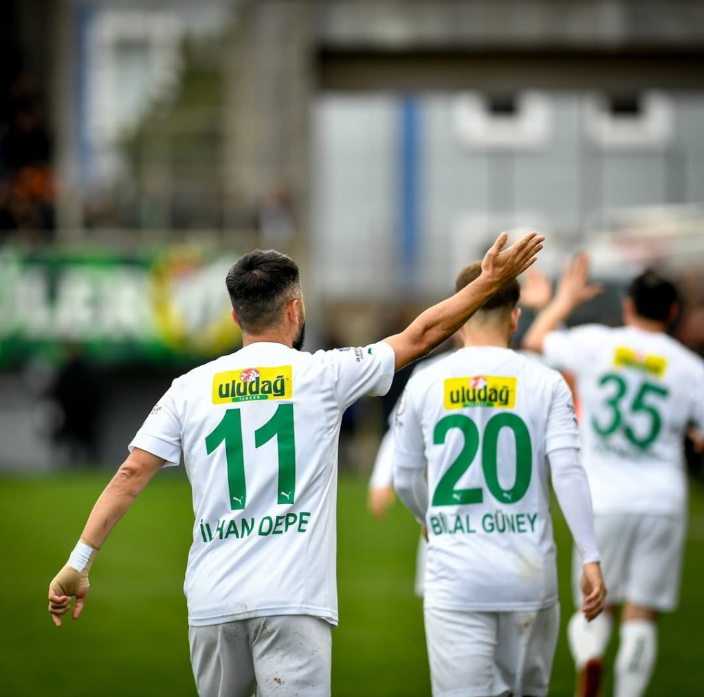 Bursaspor gol oldu yağdı!