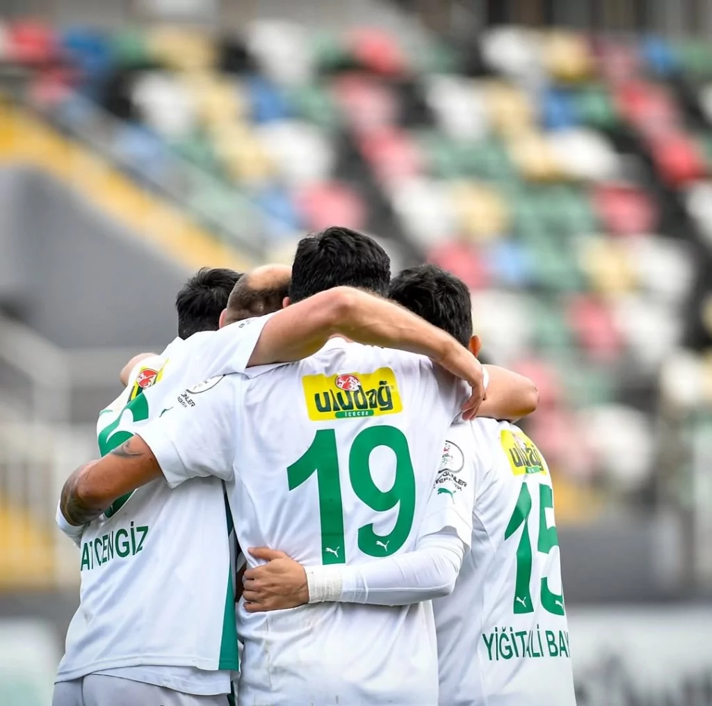 Bursaspor gol oldu yağdı!