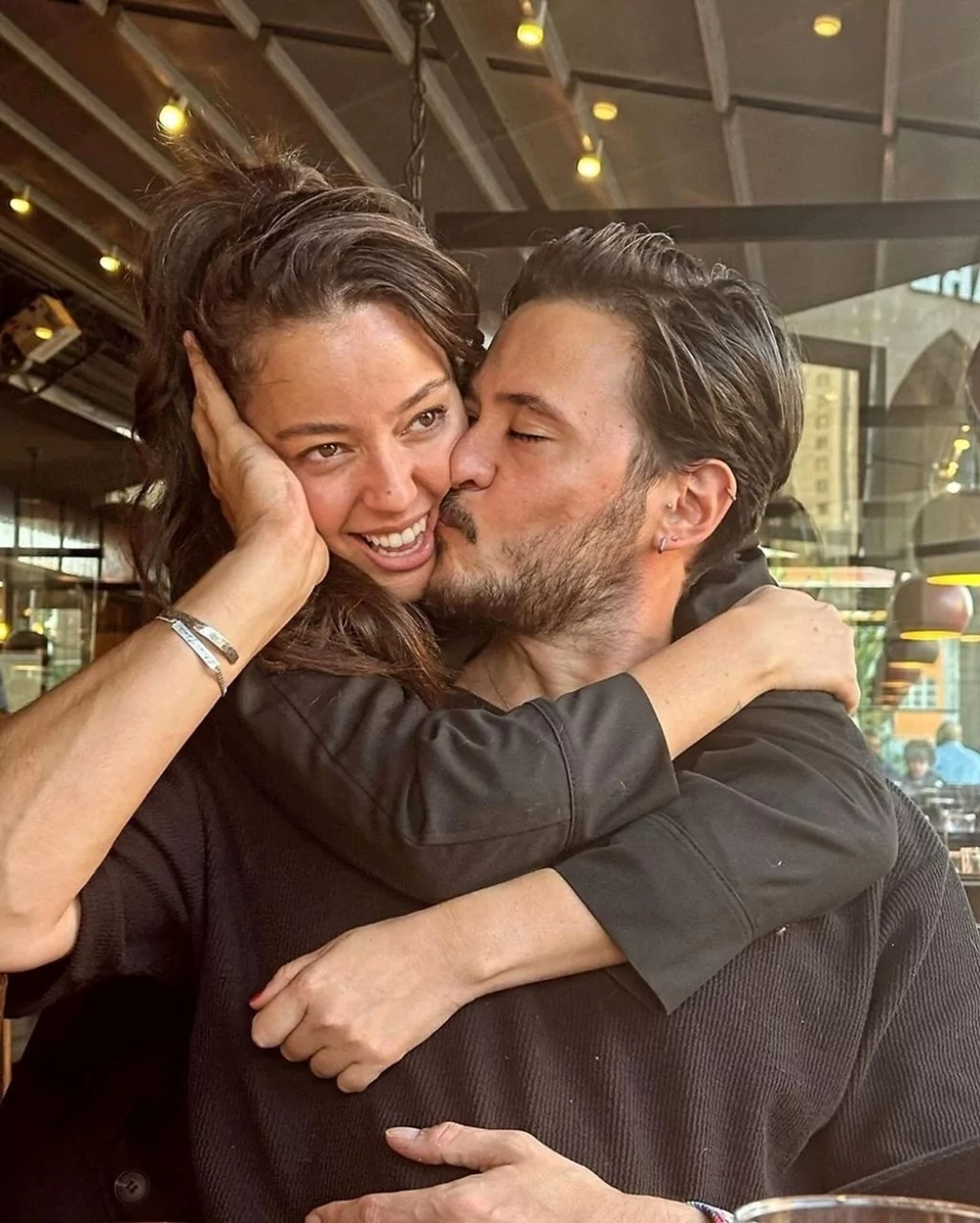 Pelin Akil-Anıl Altan çifti boşanma iddialarına son noktayı koydu!