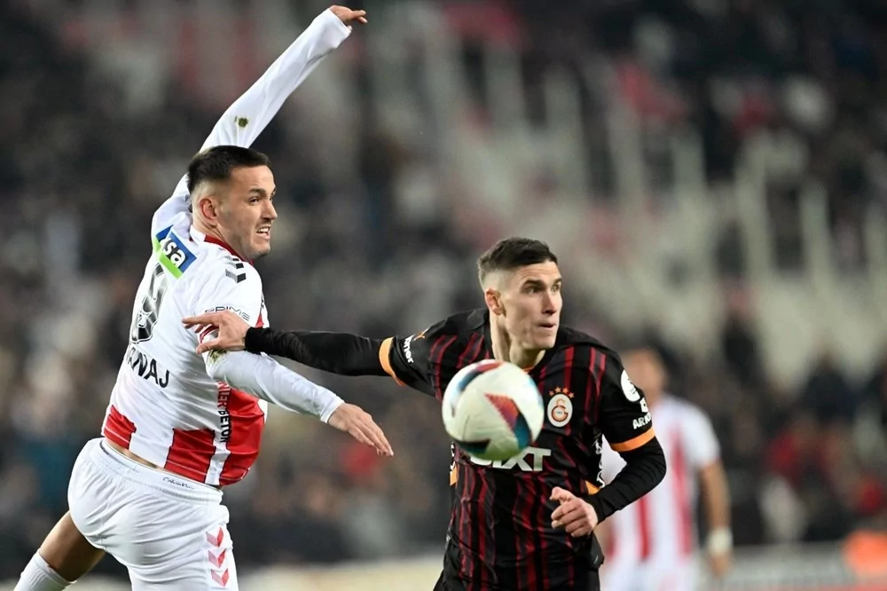 Rey Manaj, Barış Alper Yılmaz'den özür diledi: Adrenalin ve heyecandan dolayı bu olay yaşandı