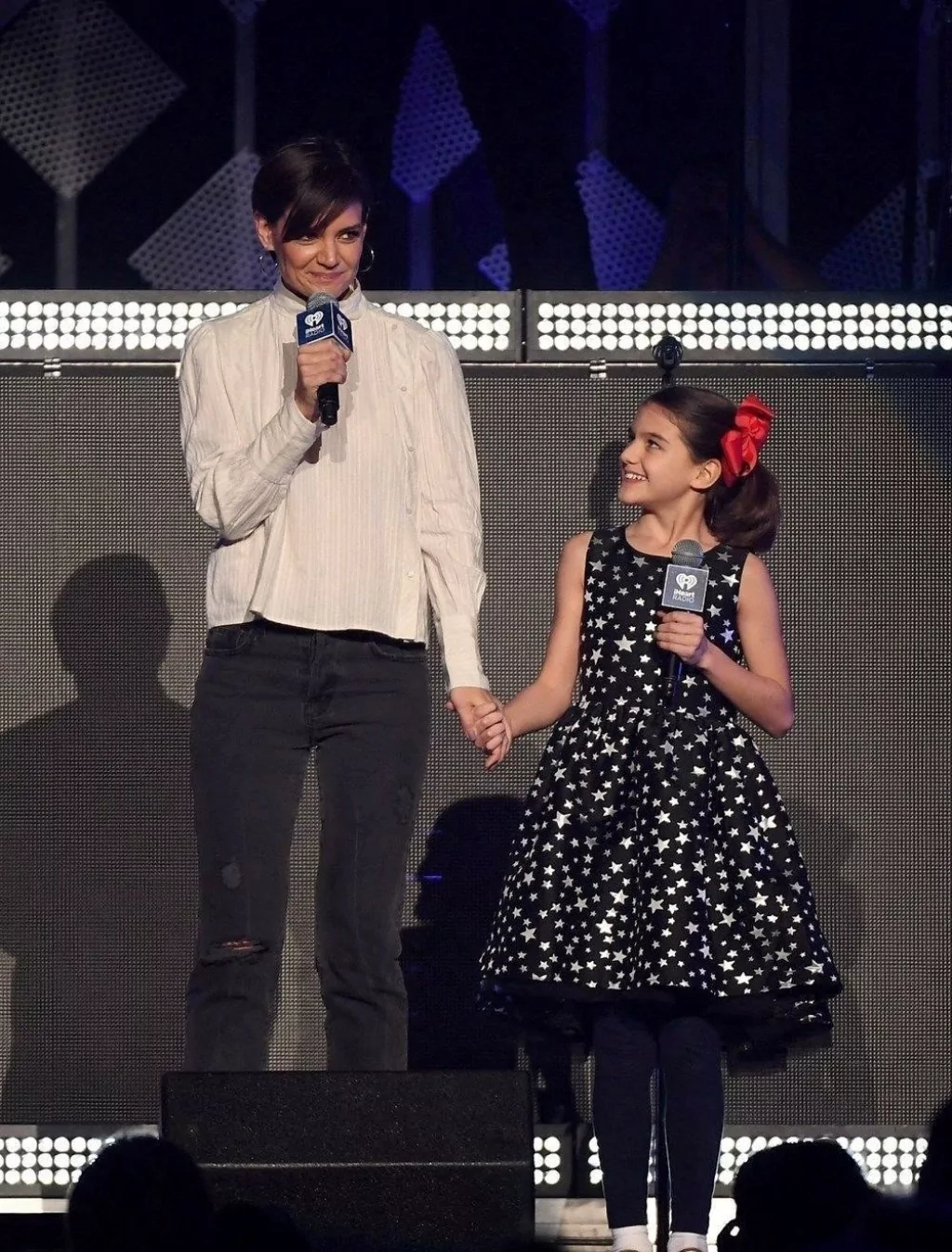 Tom Cruise'un yıllardır görüşmediği kızı, 18 yaşında milyoner oldu!