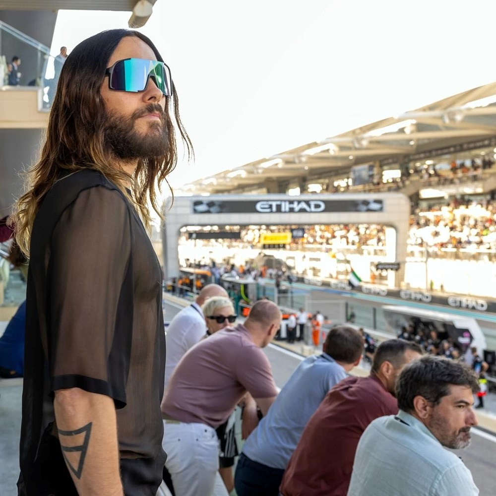 Fahriye Evcen ile Burak Özçivit, Formula 1 yarışını izlemeye gitti