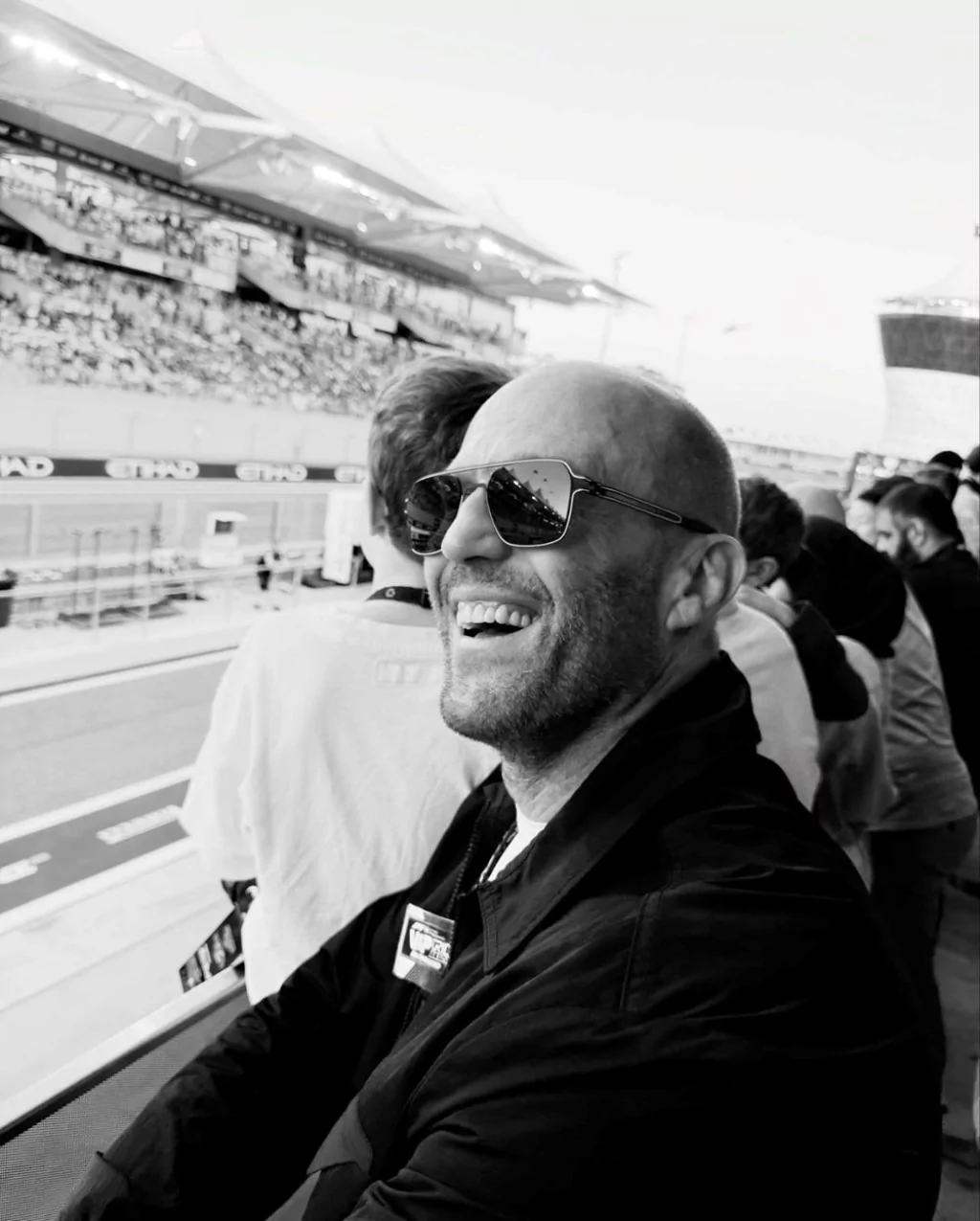 Fahriye Evcen ile Burak Özçivit, Formula 1 yarışını izlemeye gitti