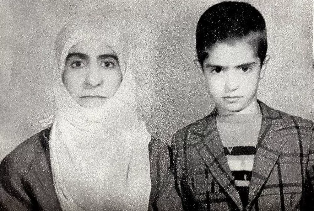 Mahsun Kırmızıgül annesinin vefatının ardından destek olanlara teşekkür etti