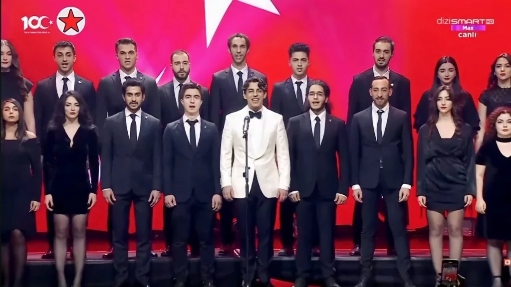 Norm Ender imzalı "Parla (100. Yıl marşı)" müfredata girecek