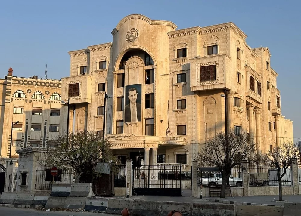 Esad Suriye'den nasıl kaçtı?