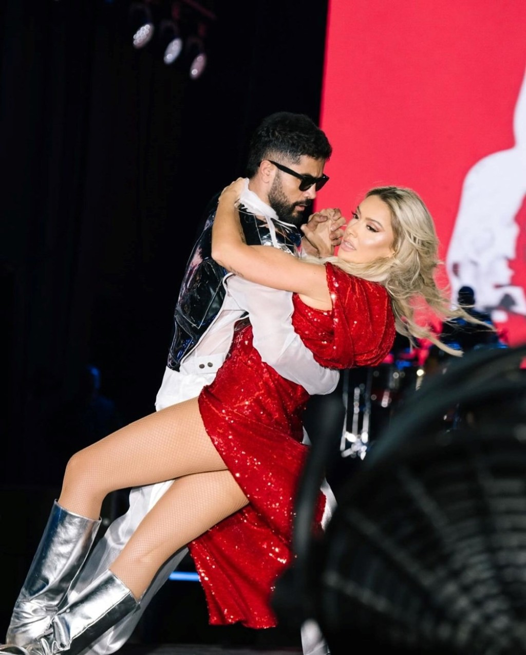 Hadise ideal sevgilinin tarifini verdi