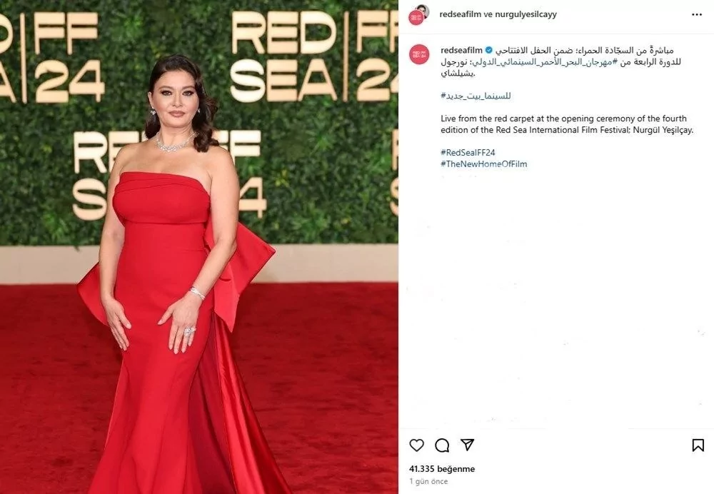 Tuba Büyüküstün, film festivalinde Hollywood yıldızlarıyla