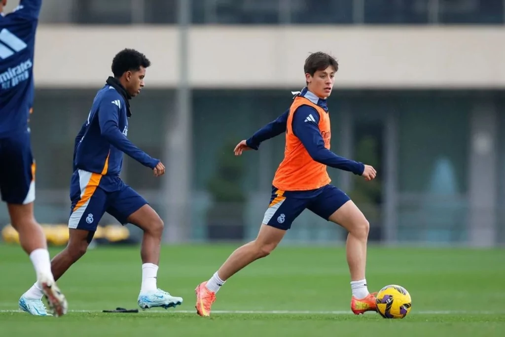 Ancelotti'nin son antrenmanda denediği ilk 11, Rayo Vallecano maçında Arda Güler oynayacak mı?