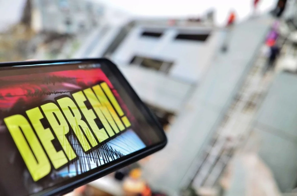 Naci Görür "7,5 büyüklüğünde deprem her an olabilir" diyerek son kez uyardı!