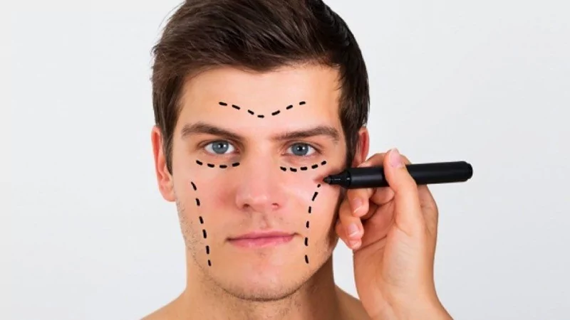 İngiliz cerrah, en çok talep edilen 'yüzü' açıkladı