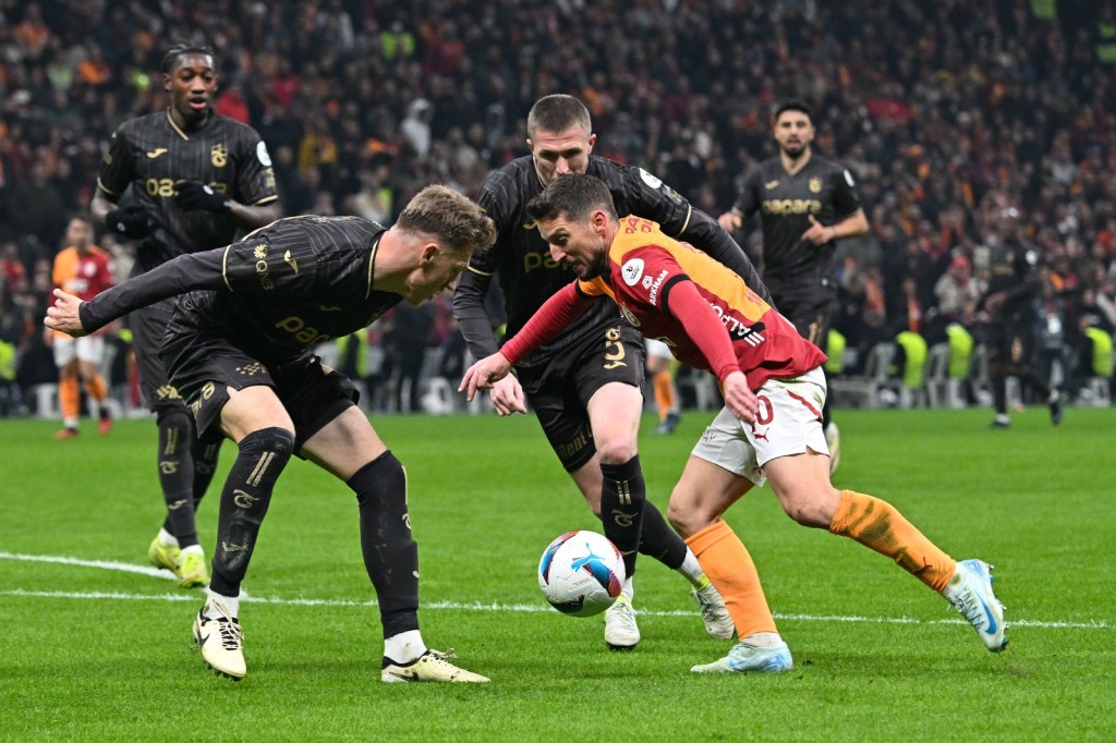 Spor yazarları, Galatasaray-Trabzonspor maçı hakkında: Kahramanı bol bir maç