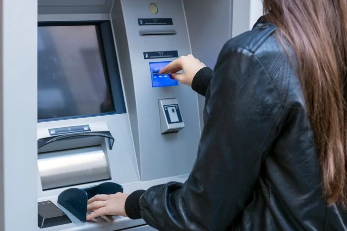 ATM'de para sıkışırsa ne yapılmalı?