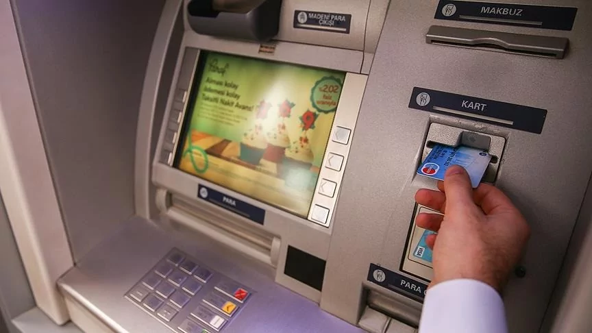 ATM'de para sıkışırsa ne yapılmalı?