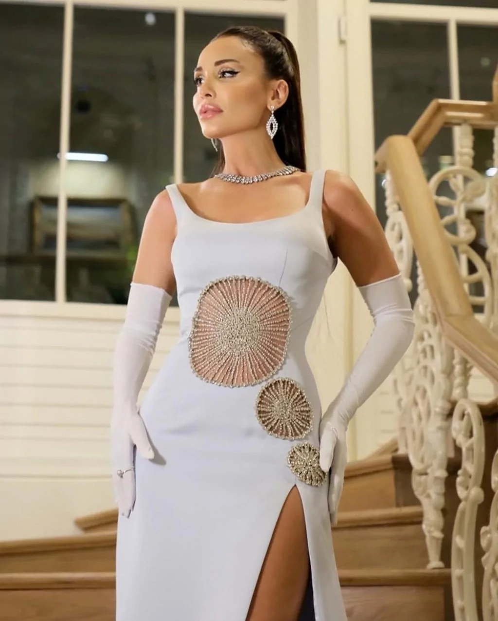 Kanser tedavisi gören Şimal: Kaşlarımın çıkmasının şerefine süslendim